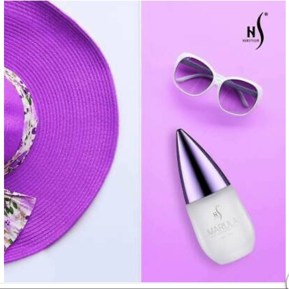 Marula Oil Hair Serum for Dry, Frizzy or Damaged - Picture 3 of 7